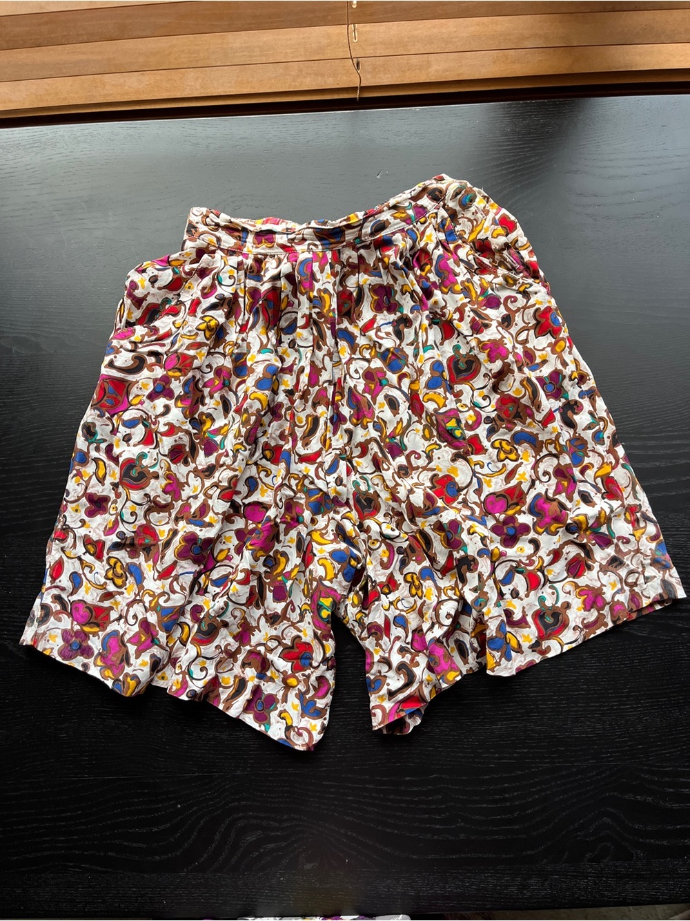 Vintage Units Limited Edition High-Waist Multicolor Floral-Print Women's Shorts